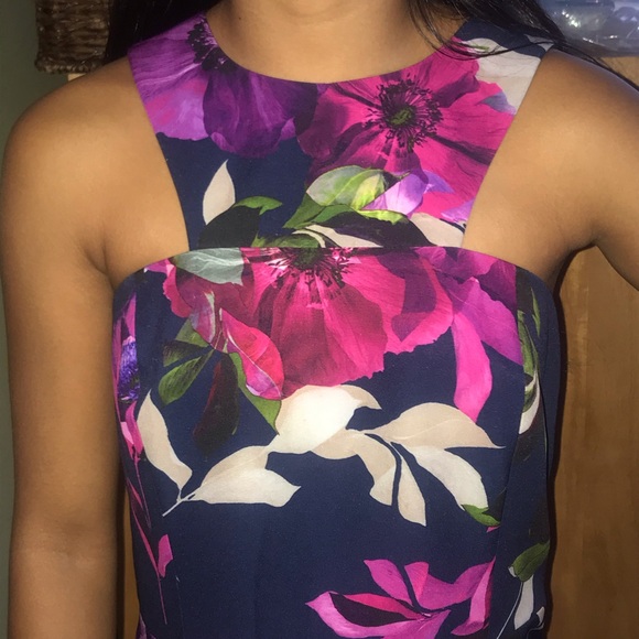 Trina Turk Dresses & Skirts - Stunning Trina Turk NWT Size 10 Floral Navy Dress